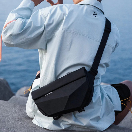 Mark Ryden MR2339 Anti-Theft Camera Bag – Urban Techwear for City Movement