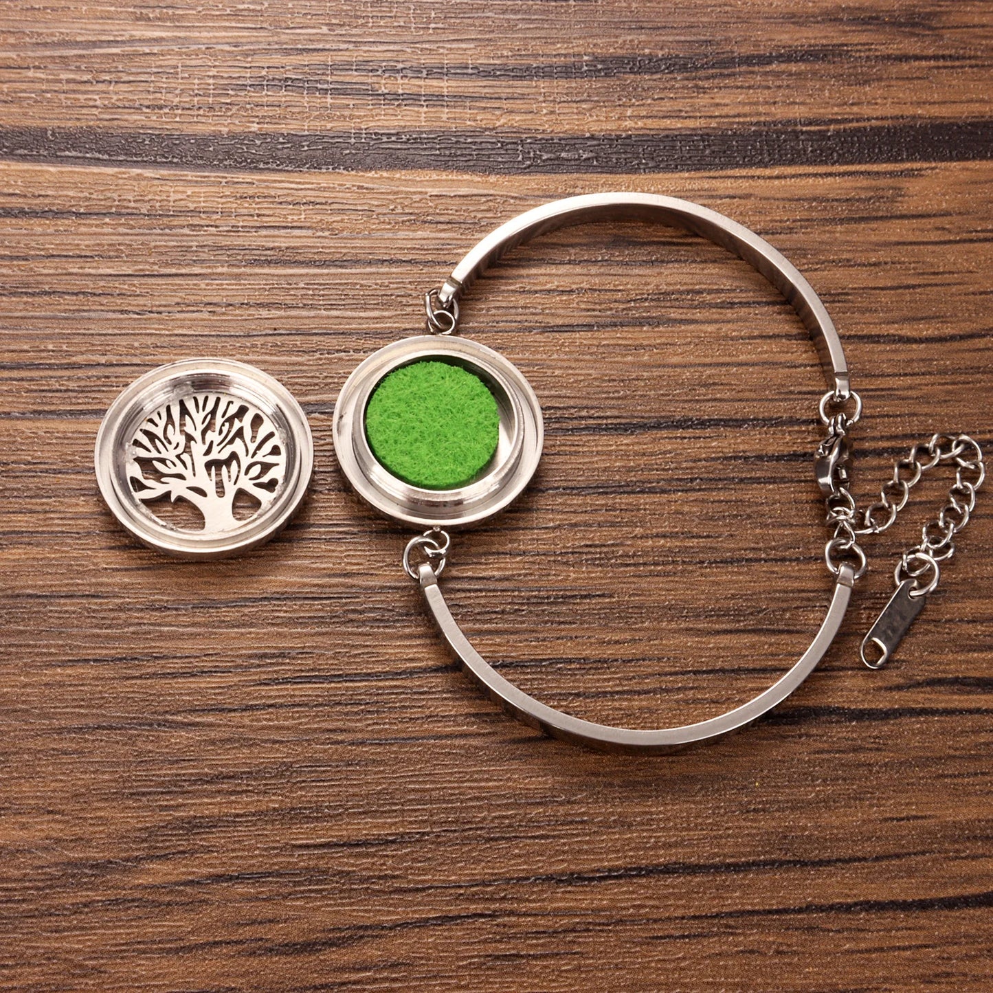 Round Stainless Steel Hollow 2.2Cm Air Freshener Perfume Oil Diffuser Locket Charm Jewelry Bracelet Bangle for Women Men