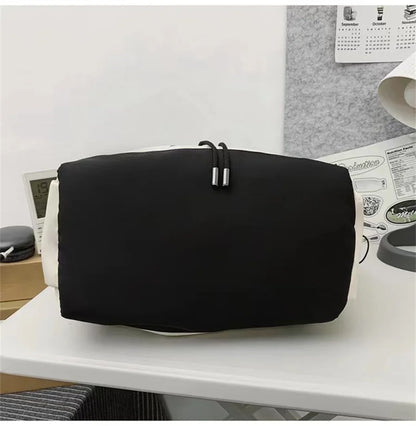 Versatile CityWalk Crossbody Bag – Unisex Streetwear